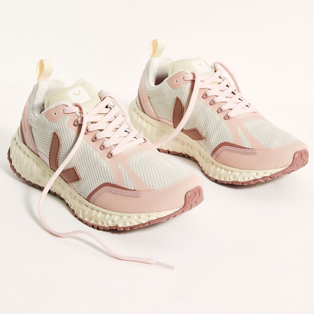 Veja Natural/Dried Peta Condor Running Sneakers